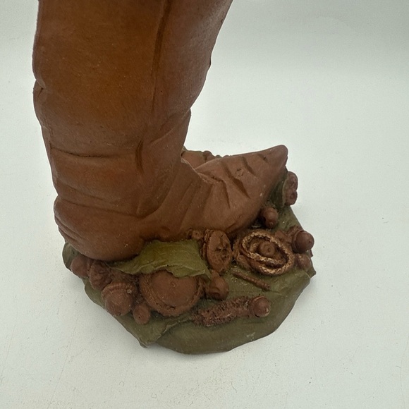 VTG 1983 Tom Clark Gnome Boots cowboy Western Signed Resin Figure 9” - Picture 12 of 12